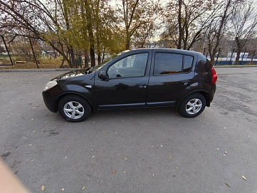 Renault Sandero, 2011г, передний привод, механика