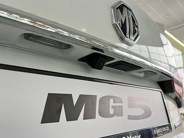 MG 5, 2023г, передний привод, вариатор