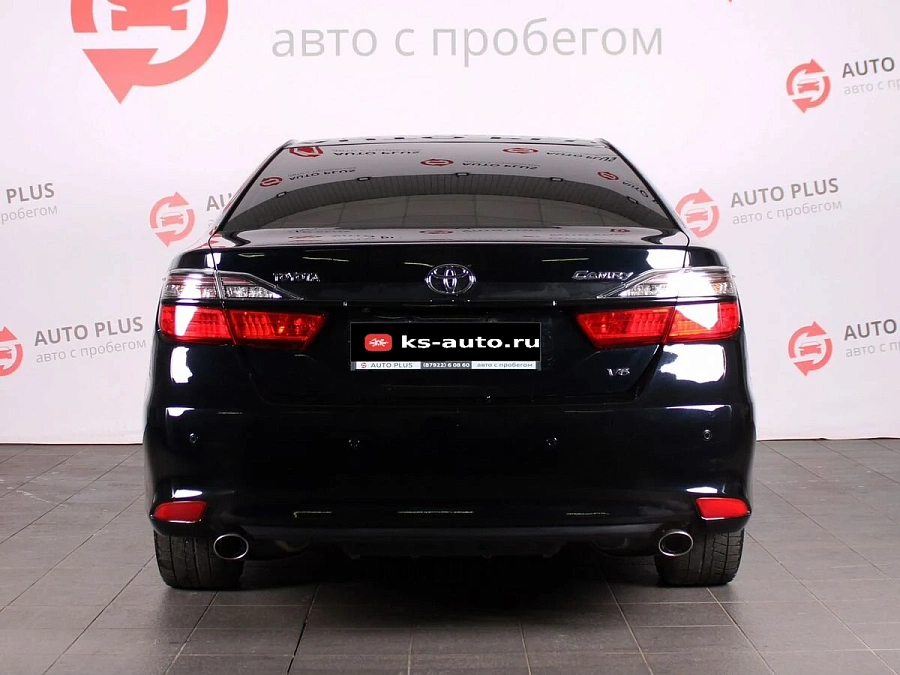 Toyota Camry, 2012г., передний привод, автомат