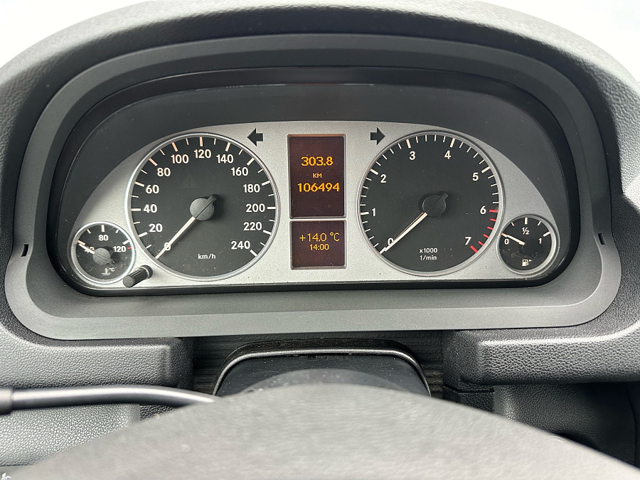 Mercedes-Benz , 2008г., передний привод, вариатор