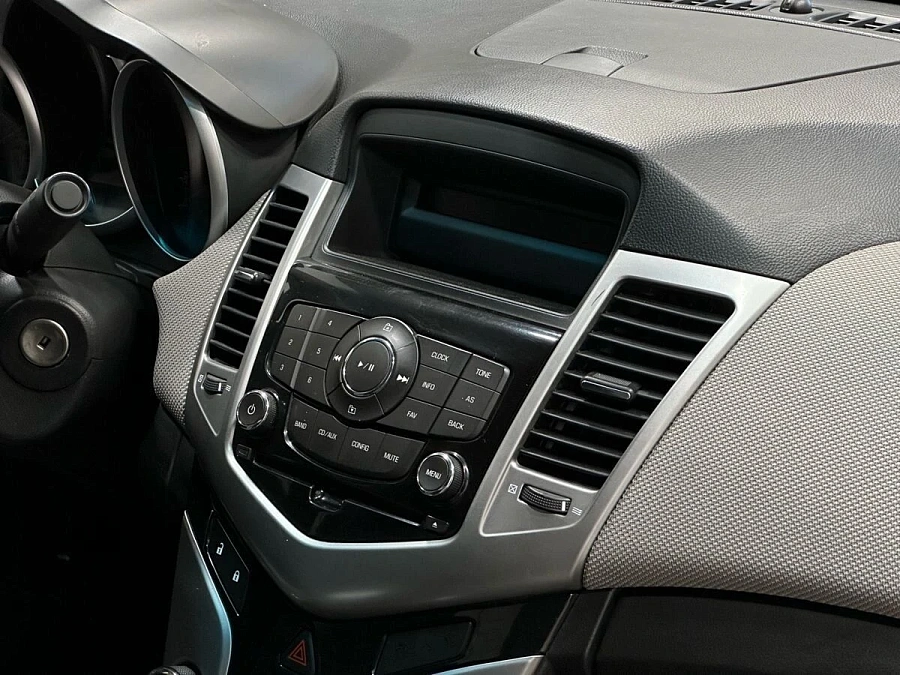 Chevrolet Cruze, 2012г., передний привод, автомат