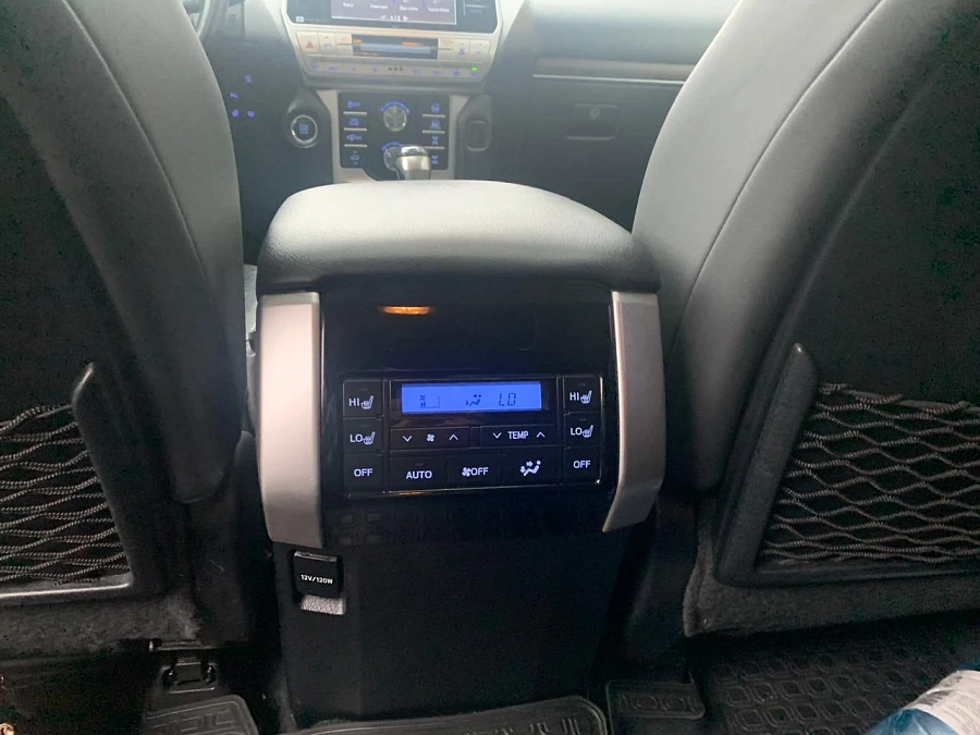 Toyota Land Cruiser Prado, 2018г., полный привод, автомат