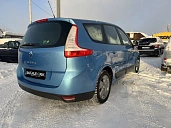 Renault Scenic, 2012г., передний привод, механика