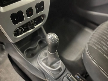 Renault Logan, 2013г, передний привод, механика