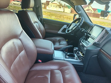 Toyota Land Cruiser, 2016г., полный привод, автомат