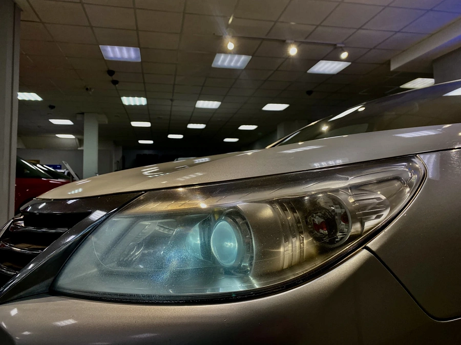 Renault Latitude, 2010г., передний привод, вариатор
