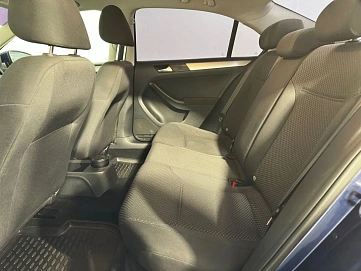 Volkswagen Jetta, 2011г, передний привод, механика