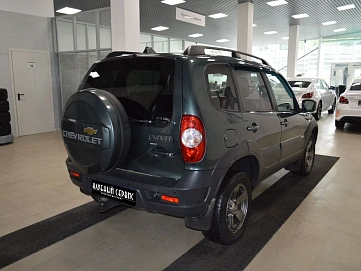 Chevrolet Niva, 2017г, полный привод, механика