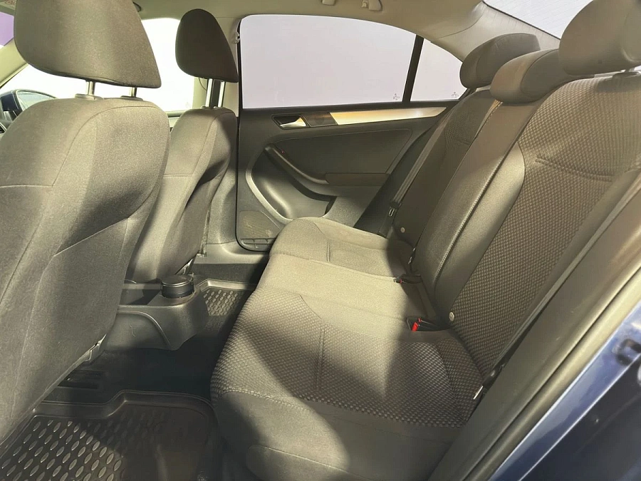 Volkswagen Jetta, 2011г., передний привод, механика