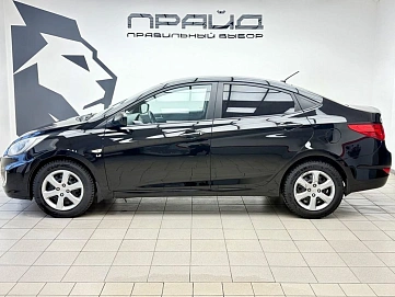 Hyundai Solaris, 2012г., передний привод, автомат