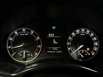 Skoda Octavia, 2009г, передний привод, механика