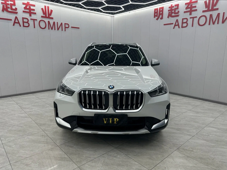 BMW X1, 2023г., передний привод, робот