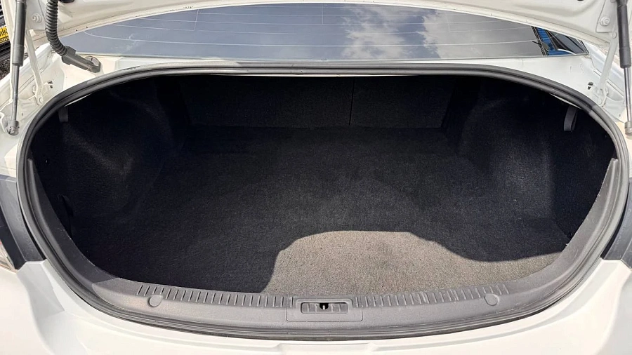 Mazda 6, 2010г., передний привод, автомат