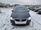 Volkswagen Touran, 2010г., передний привод, механика