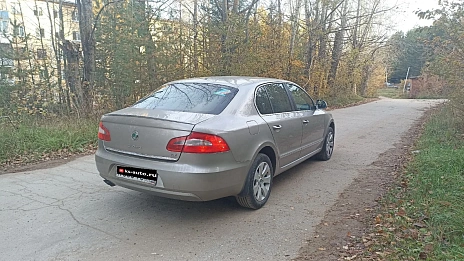 Skoda Superb, 2011г, передний привод, автомат