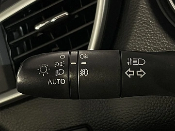 Nissan X-Trail, 2016г, передний привод, вариатор