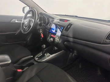 Kia Cerato, 2009г, передний привод, автомат