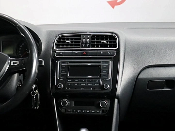 Volkswagen Polo, 2017г, передний привод, автомат