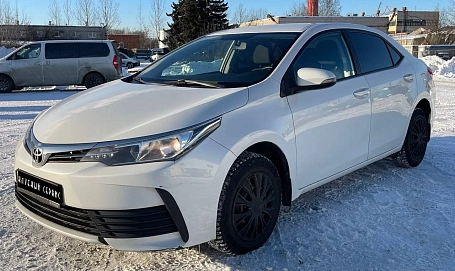 Toyota Corolla, 2016г, передний привод, вариатор