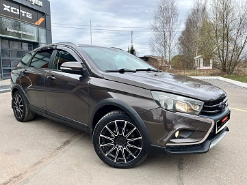 Lada (ВАЗ) Vesta, 2018г, передний привод, механика