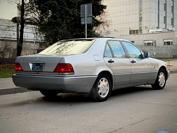 Mercedes-Benz S-Класс, 1991г, задний привод, автомат