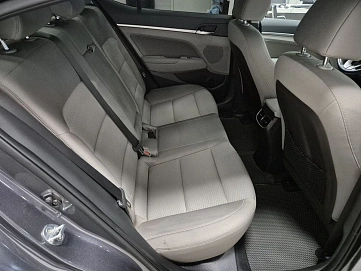 Hyundai Elantra, 2020г, передний привод, механика