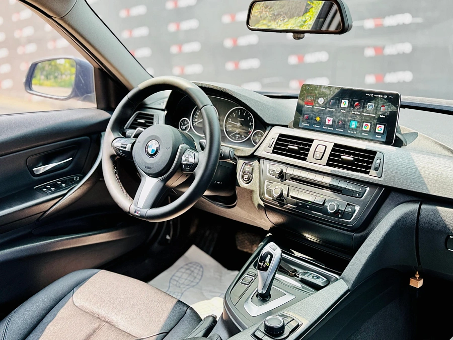 BMW 3 серии, 2014г., задний привод, автомат