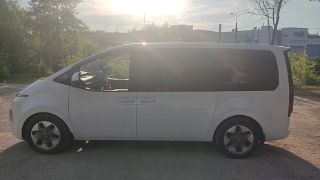 Hyundai Staria, 2021г, полный привод, автомат
