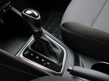 Hyundai Solaris, 2021г, передний привод, автомат
