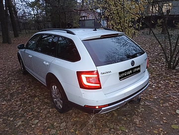 Skoda Octavia, 2017г, полный привод, робот
