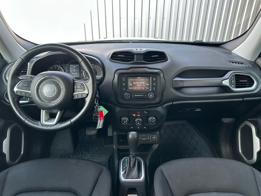 Jeep Renegade, 2018г., передний привод, робот