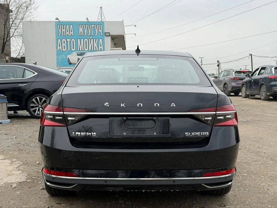 Skoda Superb, 2025г., передний привод, робот