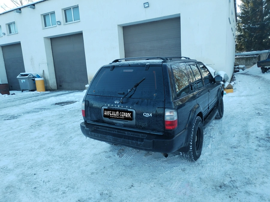 Infiniti QX4, 1998г., полный привод, автомат