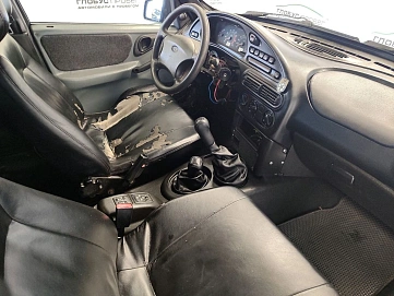 Chevrolet Niva, 2004г, передний привод, механика