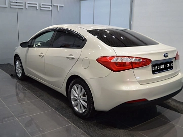 Kia Cerato, 2013г, передний привод, автомат