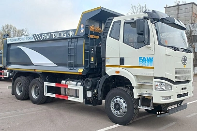 FAW J6 CA3250, 2023г, Задний привод, Механическая