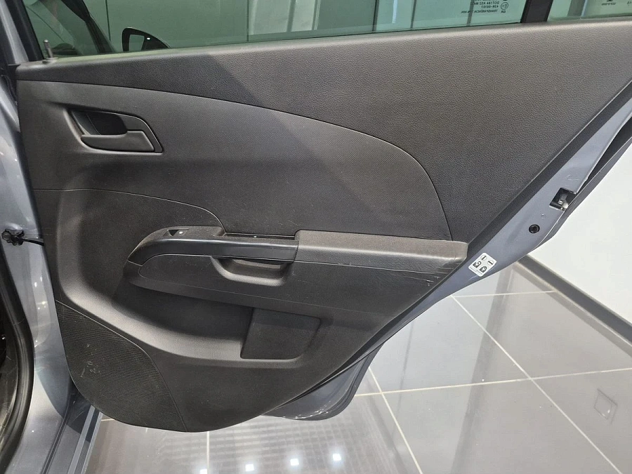 Chevrolet Aveo, 2013г., передний привод, механика