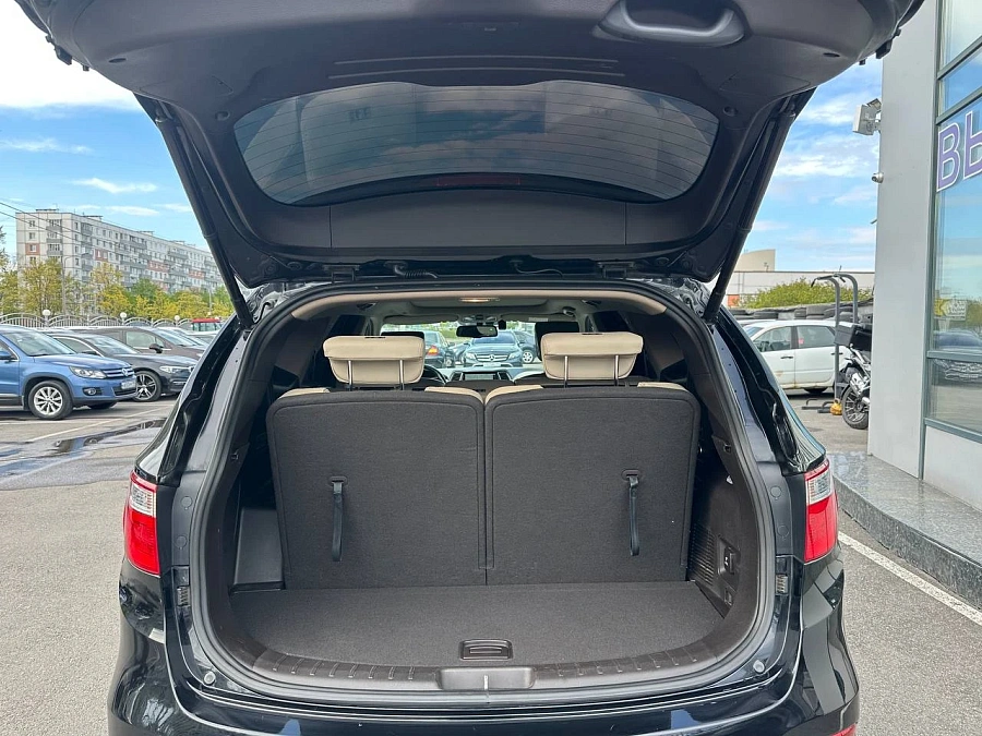 Hyundai Santa Fe, 2014г., полный привод, автомат