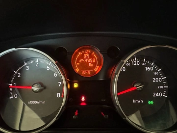 Nissan Qashqai, 2009г, передний привод, автомат