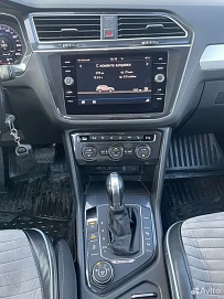 Volkswagen Tiguan, 2017г, полный привод, робот