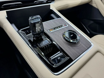 Geely Monjaro, 2024г, полный привод, автомат