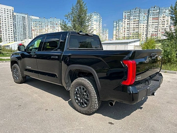 Toyota Tundra, 2024г, полный привод, автомат