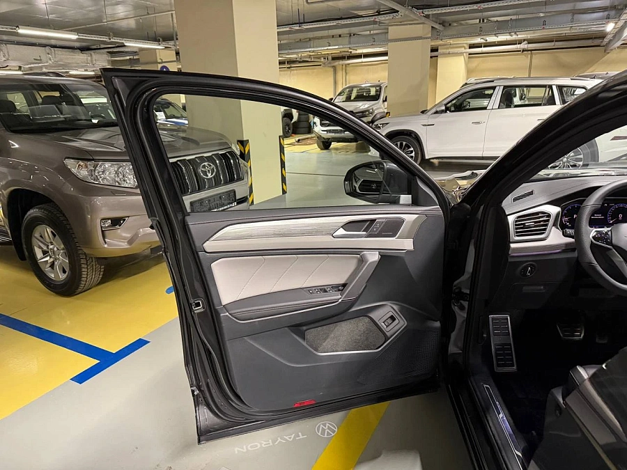 Volkswagen Tayron, 2024г., полный привод, робот