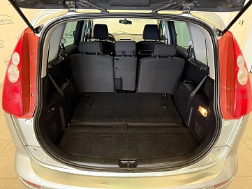 Mazda 5, 2007г, передний привод, механика