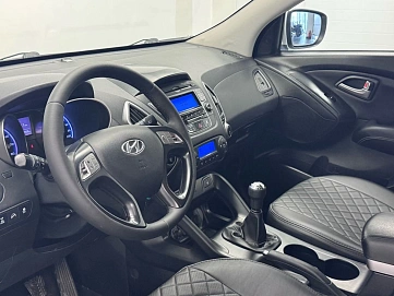 Hyundai ix35, 2011г, передний привод, механика