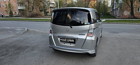 Honda Freed, 2012г, передний привод, вариатор