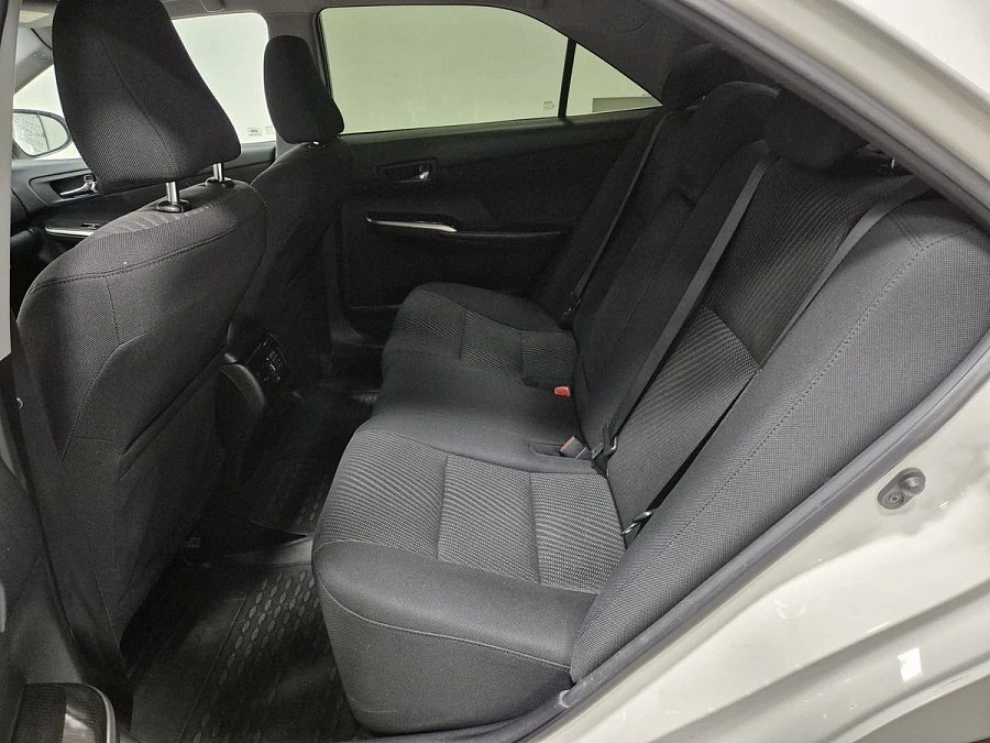 Toyota Camry, 2017г., передний привод, автомат