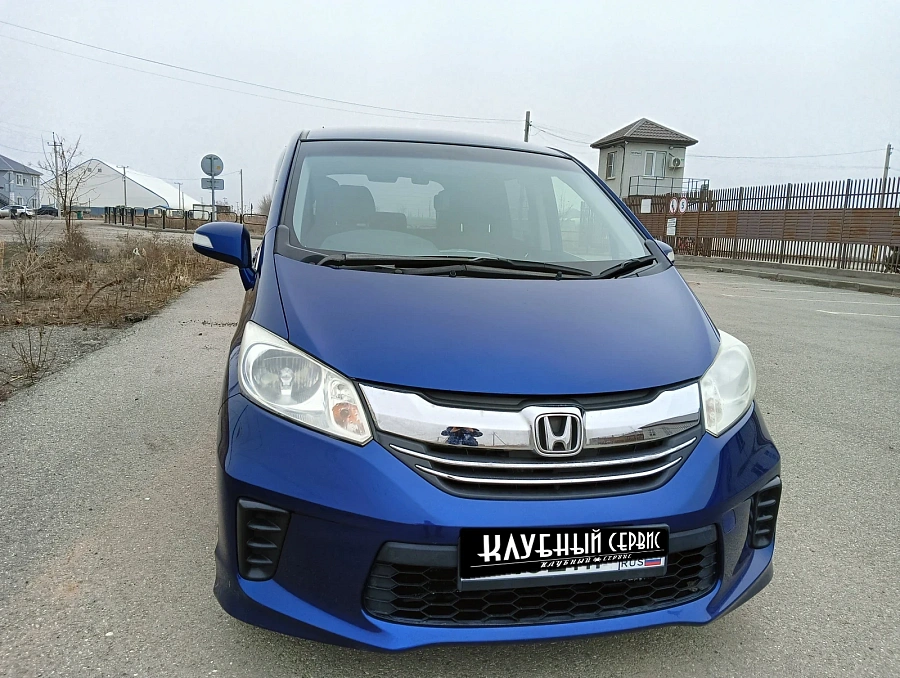 Honda Freed, 2014г., передний привод, вариатор