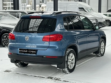 Volkswagen Tiguan, 2012г, передний привод, механика