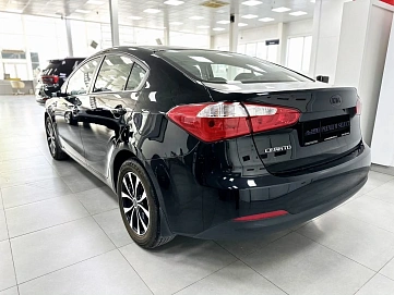 Kia Cerato, 2013г, передний привод, механика